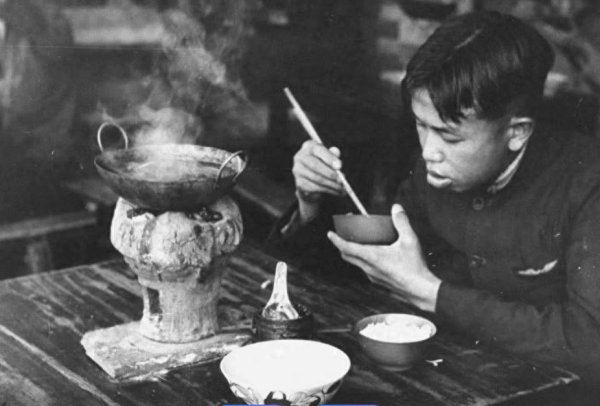 万利配资 抗战时期，国民党官场有多腐败?蒋介石要求:打麻将枪决，都不管用